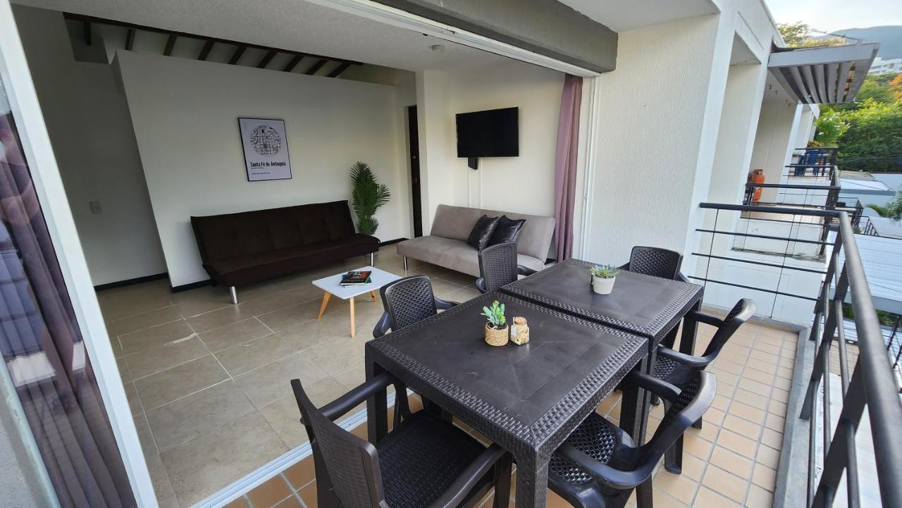Apartasol Club Ciudadela Santa Fe - ซานตาเฟเดอันตีโอเกีย ภายนอก รูปภาพ